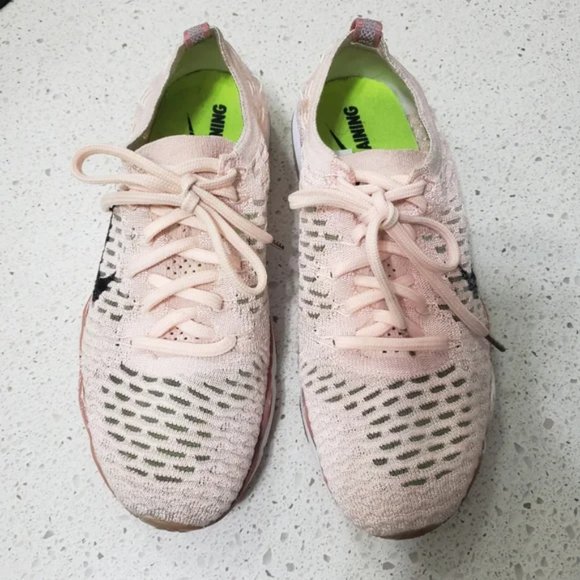 Nike Pink and Black Women's Sneakers - Picture 2 of 7